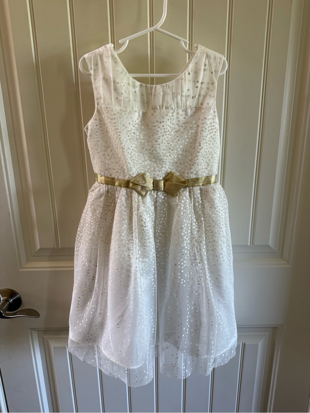 Jona Michelle White Sequin Party Dress with Gold Bow Girl Size 6